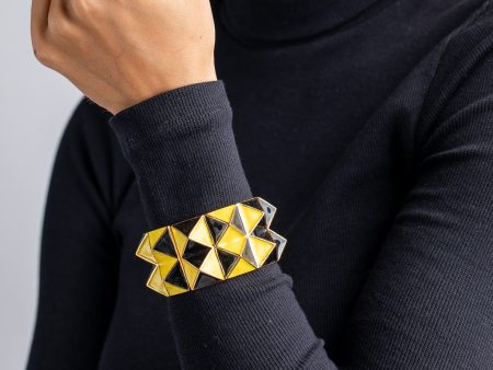 Black and Yellow Enamel Pyramid Bracelet Supply