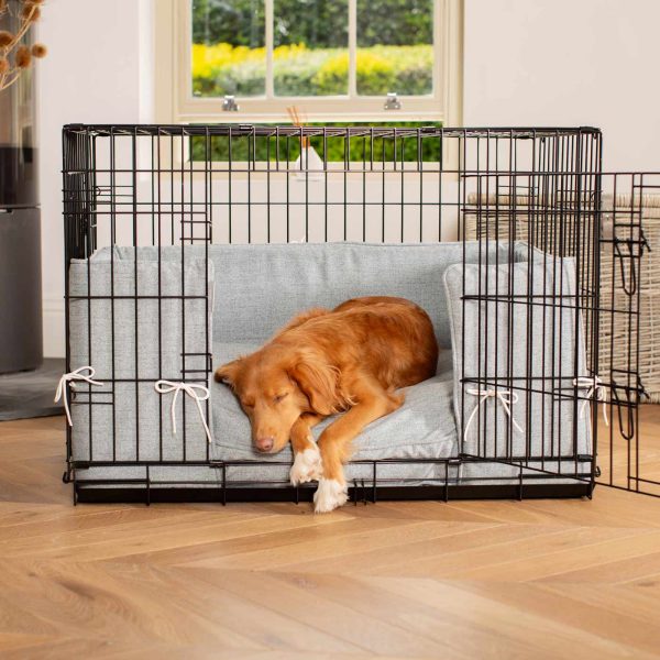 Dog Crate with Cushion & Bumper in Inchmurrin Iceberg by Lords & Labradors Supply